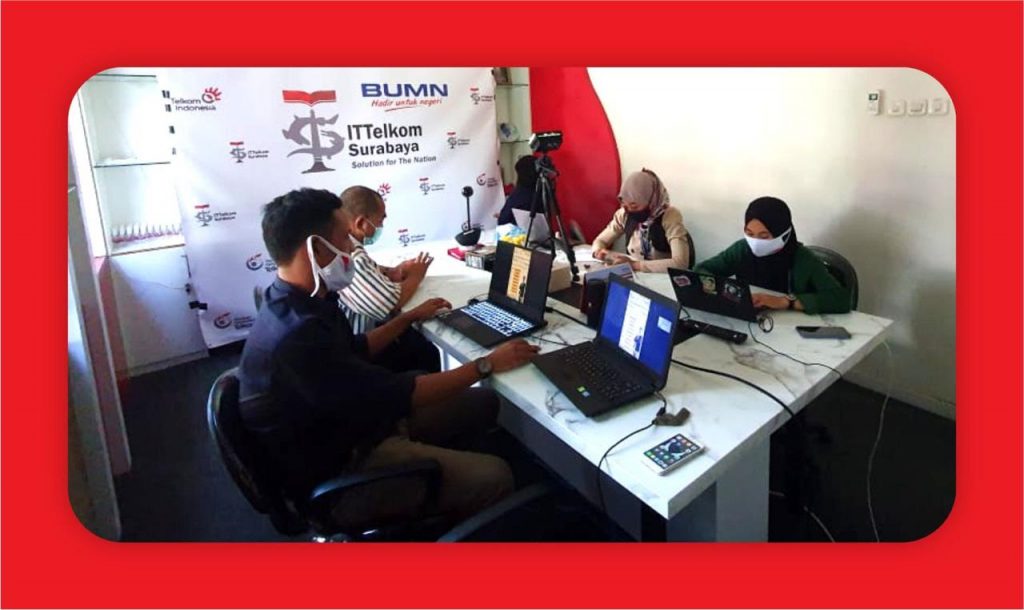 Meski #darirumahaja, ITTelkom Surabaya tetap mengedukasi masyarakat melalui Festival Online
